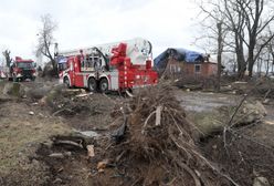 Tragiczne skutki wichur nad Polską. Wiatr tak silny, że przewraca drzewa i samochody