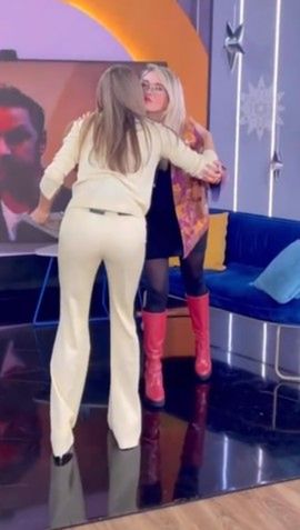 Małgorzata Rozenek w pracy. Masa czułych gestów i całusy