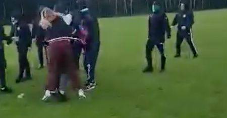 Skandal na meczu w Wielkopolsce.  Kibice atakują sympatyków Sparty Szamotuły