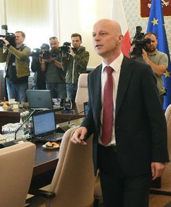 Ekspert: Tak silnego ministra po 1989 r. jeszcze nie było. PiS gra va banque