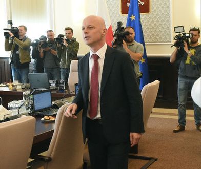Ekspert: Tak silnego ministra po 1989 r. jeszcze nie było. PiS gra va banque