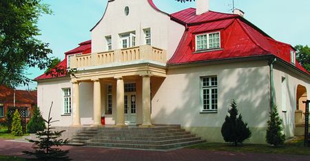 Dzierżązna. Prawdziwy polski dwór