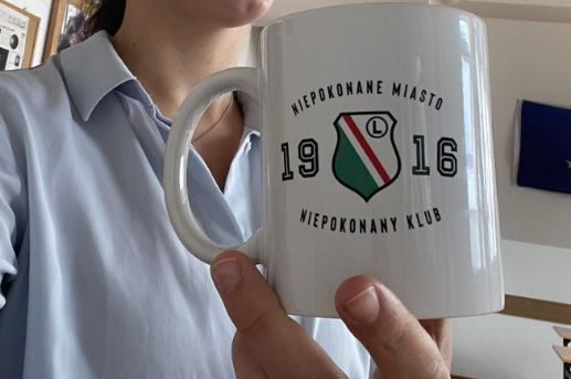 Prezent od uczniów waszawskiego liceum 