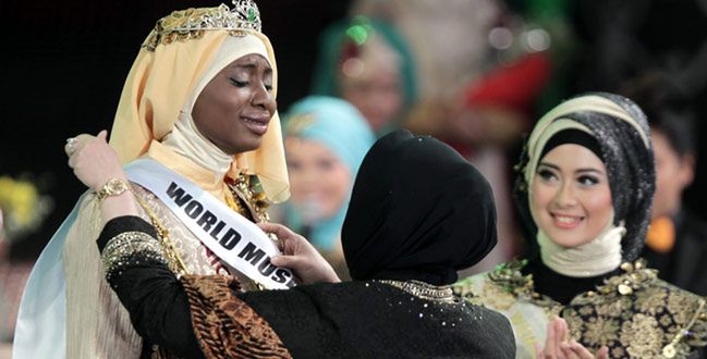 Obabiyi Aishah Ajibola - Miss World Muslimah 2013