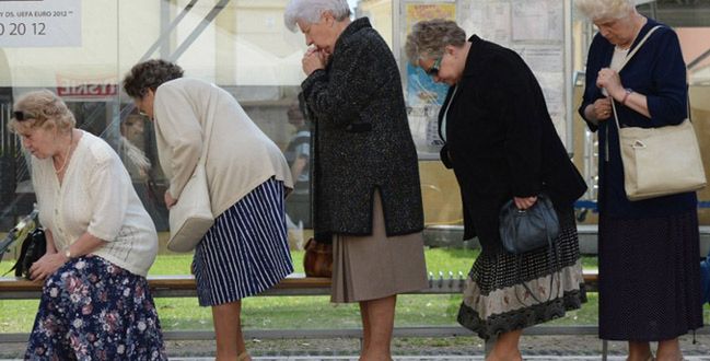 Polkom brakuje mężczyzn w średnim i starszym wieku