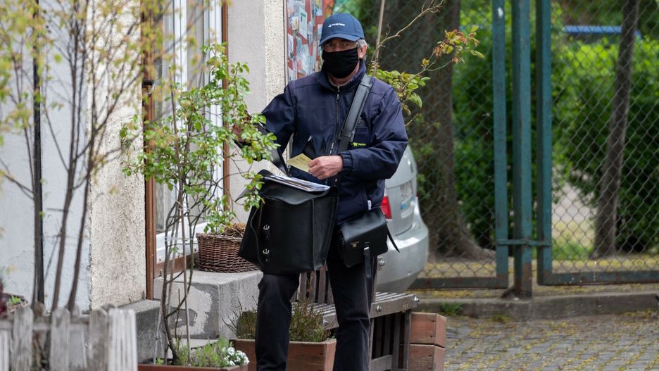 Emerytura i renta z wyprzedzeniem. Poczta podała daty
