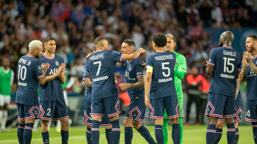 Getty Images /  Tim Clayton/Corbis / Na zdjęciu: Piłkarze PSG