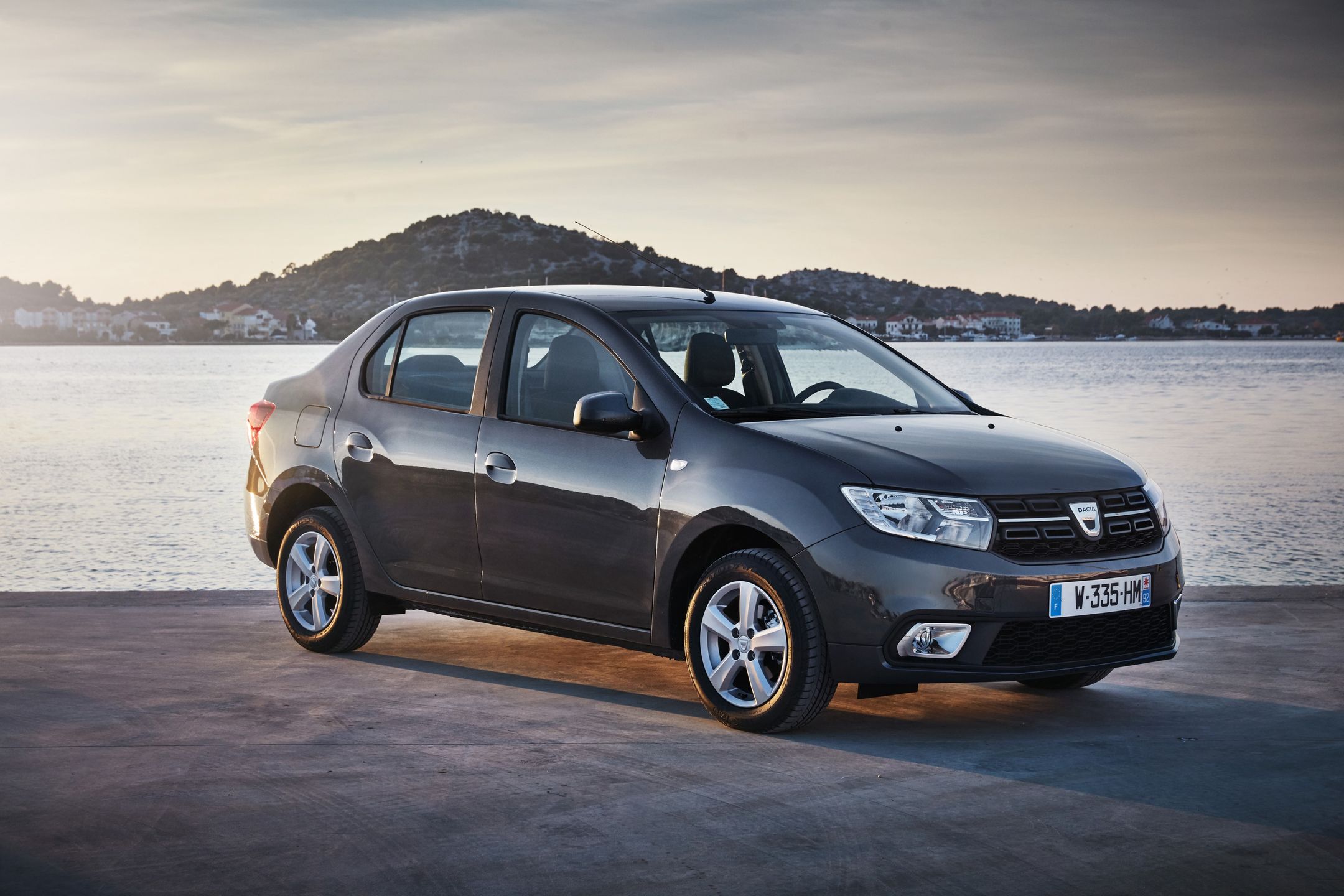 Dacia Logan 1