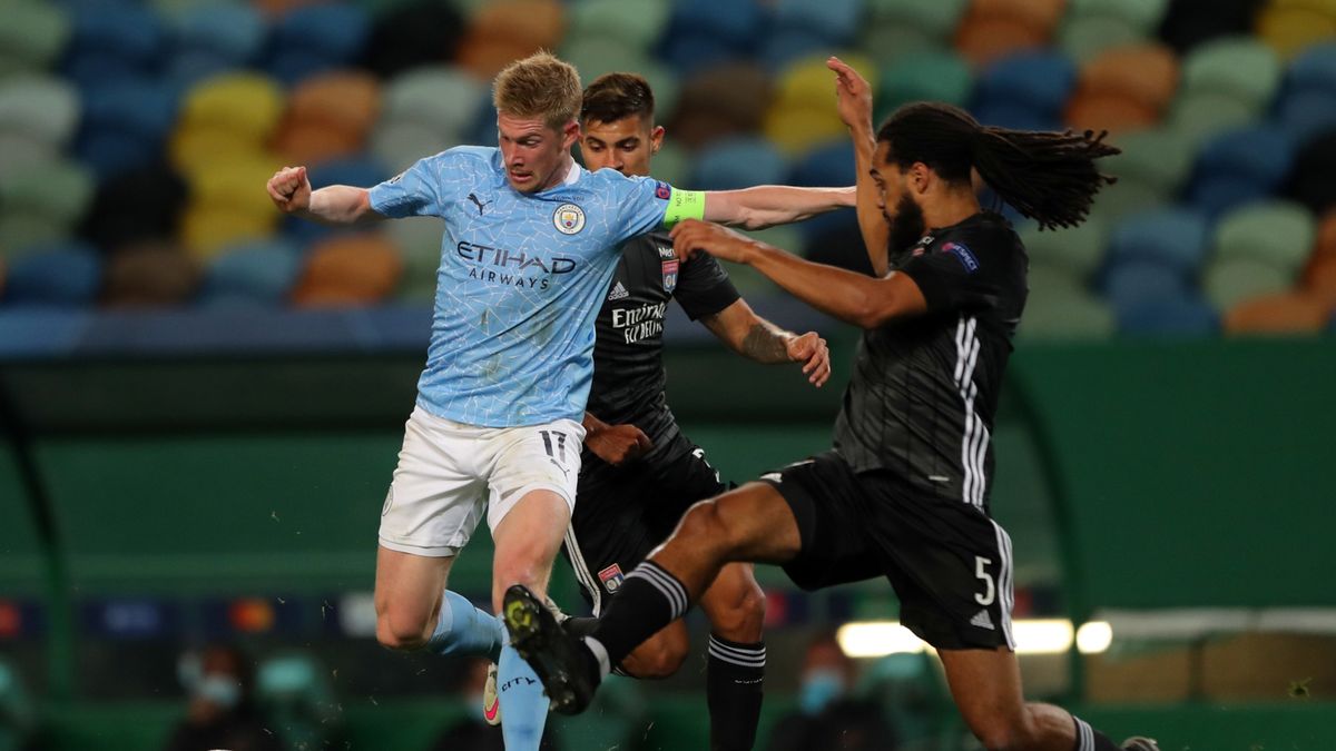 Kevin De Bruyne (z lewej) oraz Jason Denayer