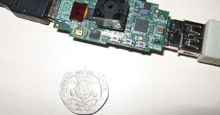 Komputer wielkości pendrive'a za 15 funtów! [wideo]