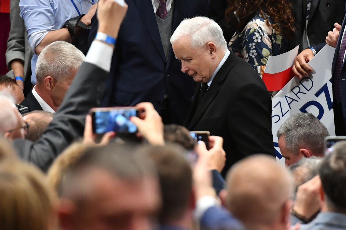 Jarosław Kaczyński zamiast debaty wybrał spotkanie w Przysusze