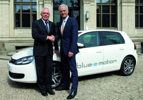 VW prezentuje: Golf Blue-e-Motion - koncepcyjny eleketryk