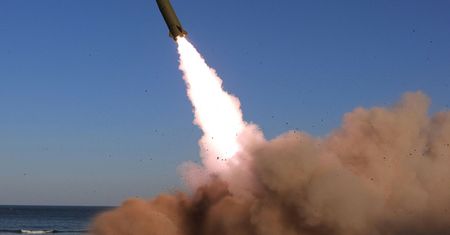 Działo się we czwartek rano. Korea Północna przeprowadziła symulowany atak nuklearny