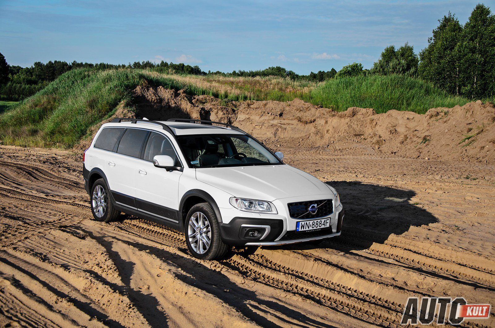 Volvo XC70