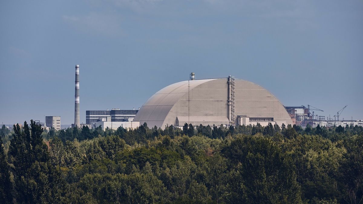 Czarnobyl 2019
19.08.2018 Ukraina Prypec - miasto zbudowane dla pracownikow elektrowni w Czarnobylu , wysiedlone po katastrofie reaktora 4 w 1986 N/z sarkofag nad zniszczonym blokiem elektrowni fot. Andrzej Stawinski/REPORTER
Andrzej Stawinski/REPORTER