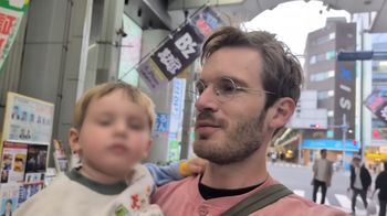 PewDiePie kończy rodzinne vlogi. Chodzi o syna