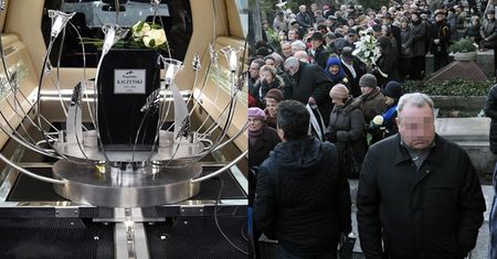Tłumy na pogrzebie Bogusława Kaczyńskiego (ZDJĘCIA)