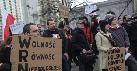 Święto Niepodległości. Ruszył marsz socjalistów