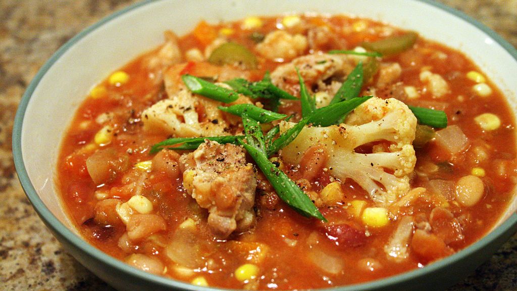 Warzywa w puszce (kukurydza, fasola limeńska, groch, zielony groszek, marchewka) bez dodatku soli