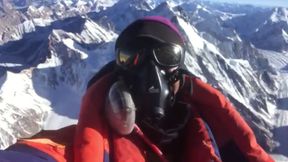 10 metrów pod szczytem. Zimowy zdobywca K2 pokazał film. Zapiera dech w piersiach!