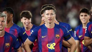 Ładny gest rywali. Piłkarze FC Barcelony uhonorowani