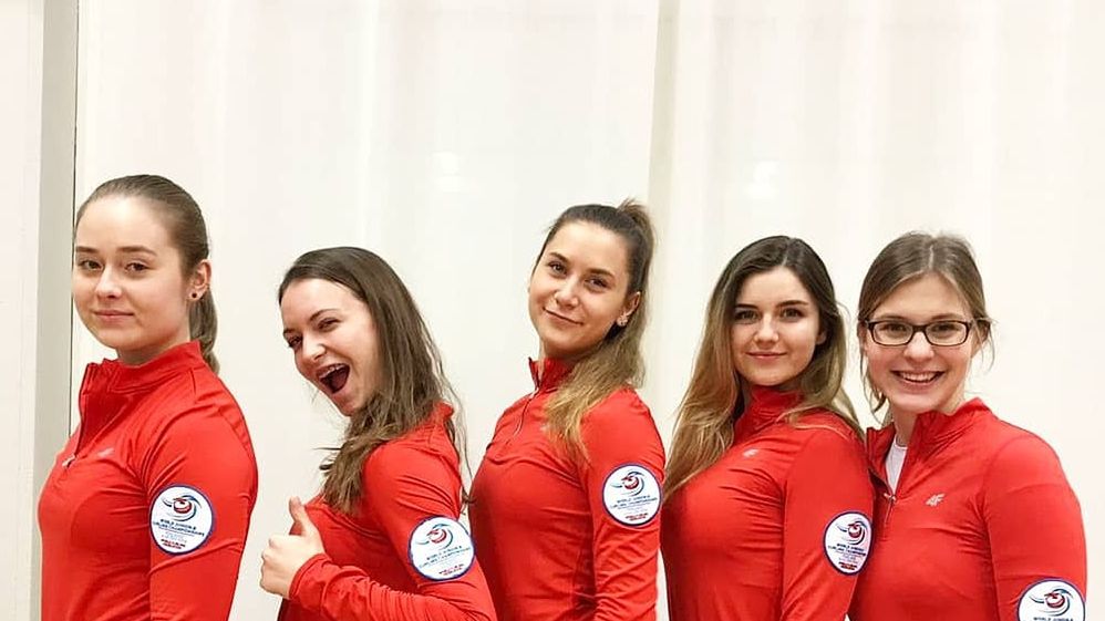 Zdjęcie okładkowe artykułu: Archiwum prywatne / Team Chmarra / Na zdjęciu: Młodzieżowa reprezentacja Polski w curlingu.