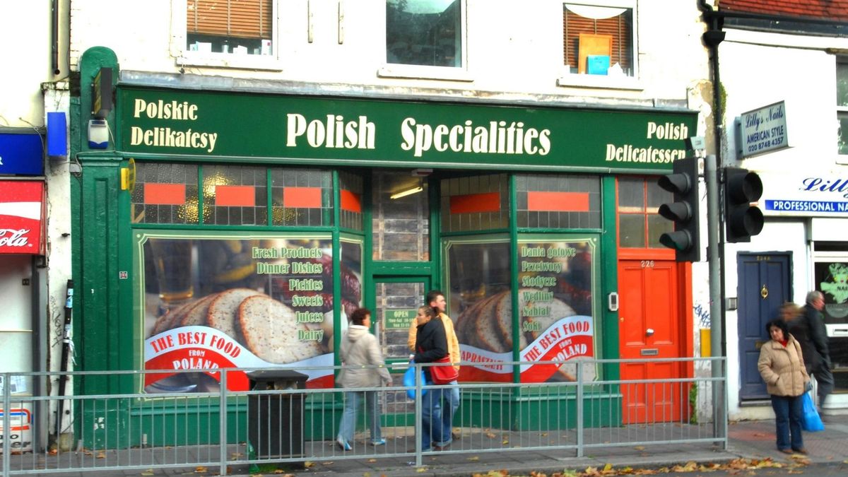 Polacy widzą co się dzieje na rynku walut. Wybierają atrakcyjne zarobki w Niemczech