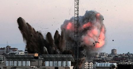 Izrael. Bombardowania Strefy Gazy. Odwet za ataki. To kolejne złamanie zawieszenia broni.