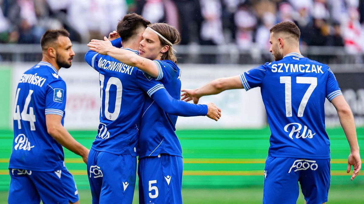 Zdjęcie okładkowe artykułu: Getty Images / Mikolaj Barbanell/SOPA Images/LightRocket via Getty Images) / Na zdjęciu: piłkarze Lecha Poznań