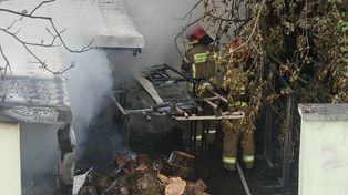 Tarnobrzeg: Groźne chwile. Na osiedlu Dzików płonął dom