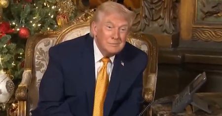 Trump odbierał telefony od dzieci. Ostrzegł przed "złym Mikołajem"