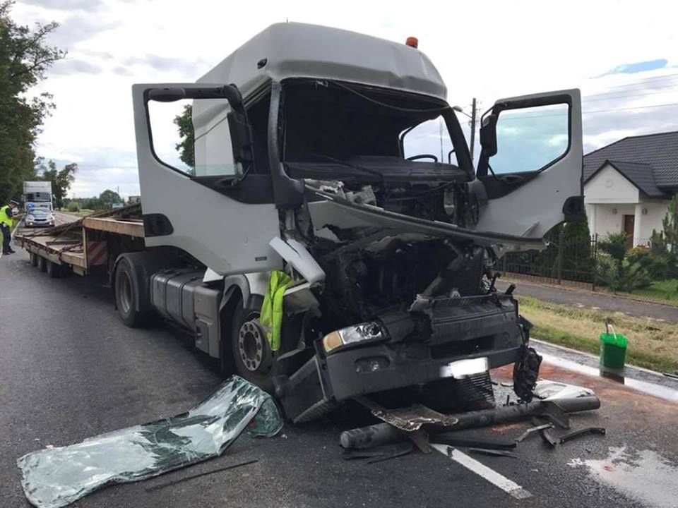 Wypadek na krajowej 10 w okolicy Kosztowa