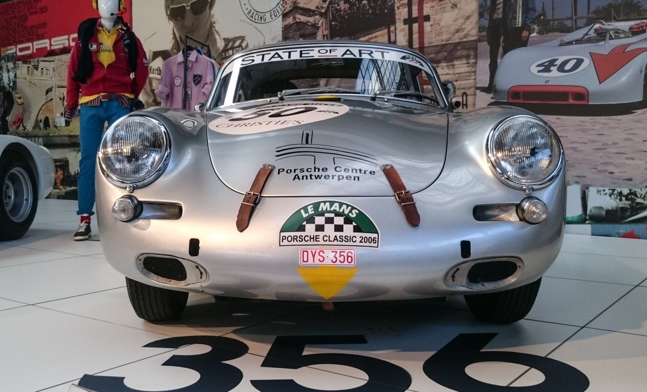 Porsche 356 Carrera Lightweight 1962. 180KM z 1966cc, silnik z wersji 904 GTS 2L