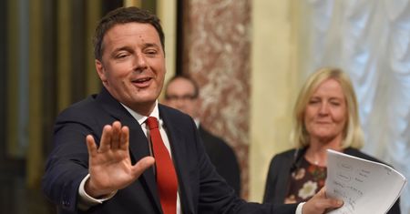 Bankructwo ośmiu banków, kryzys euro, a nawet Italoexit. Oto stawka włoskiego referendum