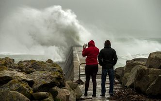 Irlandia i W.Brytania: powrót sztormowej pogody