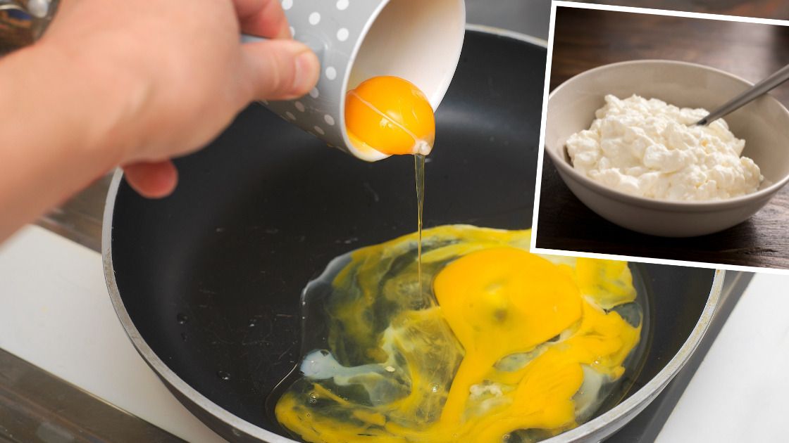 Jajecznica z serkiem wiejskim