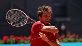 ATP Madryt: Danił Miedwiediew się wściekał, ale plan minimum zrealizował. "Kocham mączkę"