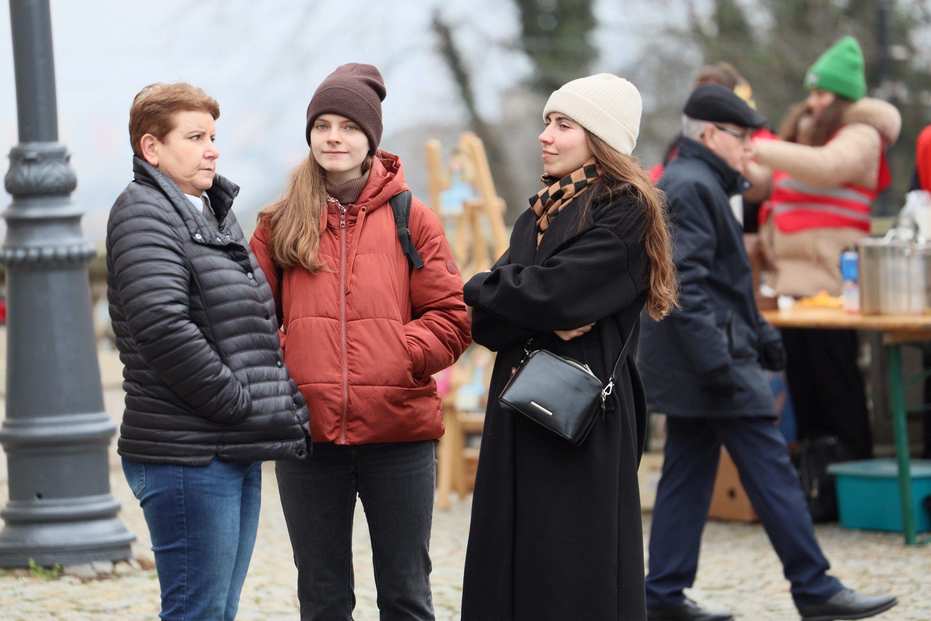 Światowy Dzień Ubogich z gorącym posiłkiem od Caritasu dla potrzebujących w Lublinie.