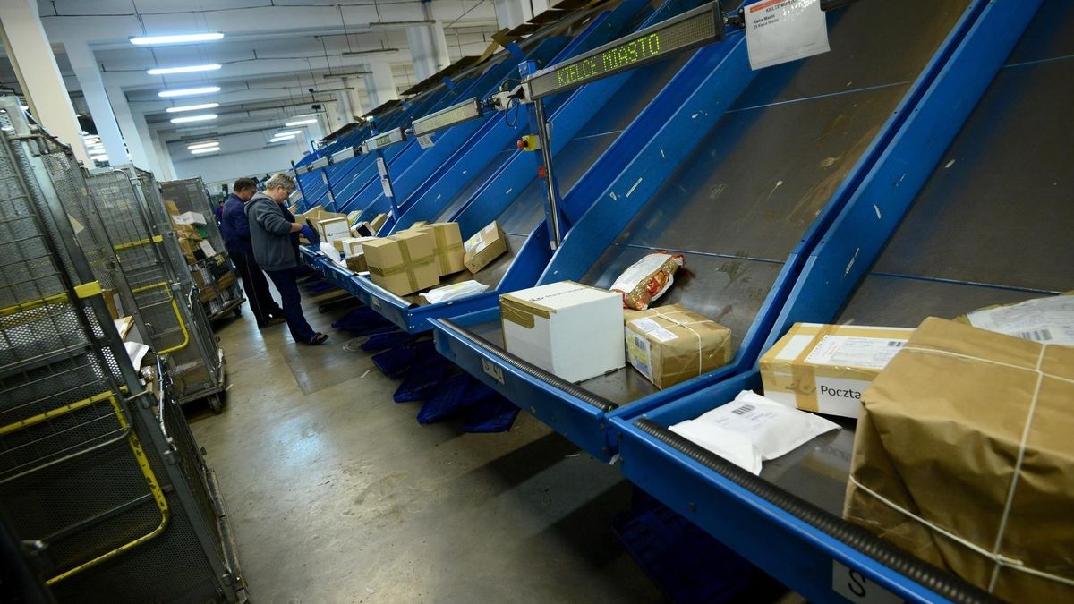 Zakaz handlu dla sklepów stacjonarnych jest pożyteczny dla branży e-commerce.