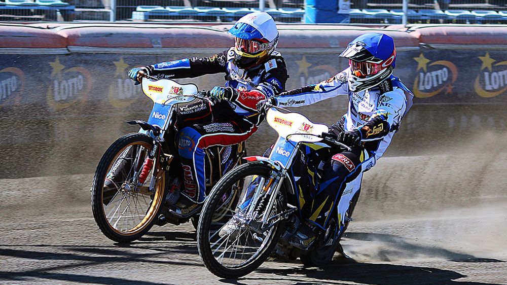 WP SportoweFakty / Grzegorz Jarosz / Na zdjęciu: Andreas Jonsson na torze w Gdańsku (kask niebieski)