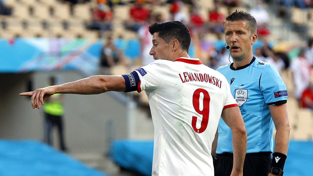 PAP/EPA / Marcel Del Pozo / Na zdjęciu: Robert Lewandowski