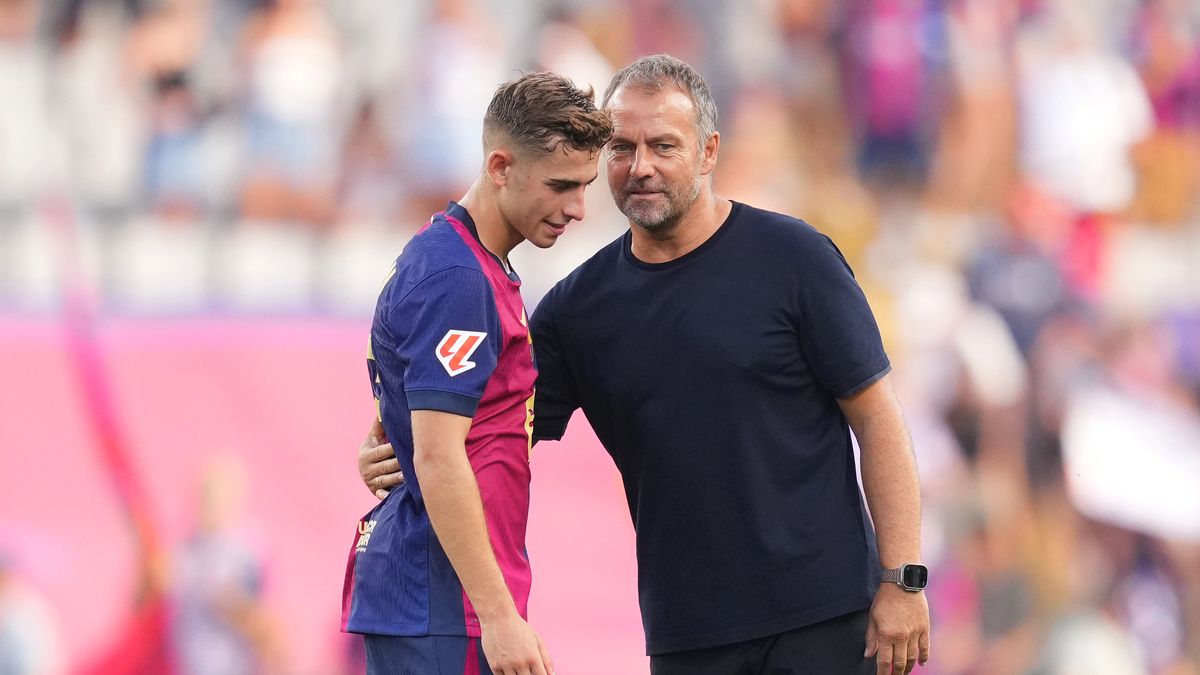 Zdjęcie okładkowe artykułu: Getty Images / Alex Caparros / Na zdjęciu: Fermin Lopez i Hansi Flick