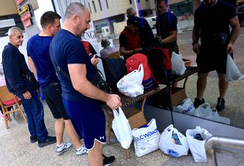 Przerażeni Polacy utknęli w Katarze. Rozważają podróż przez pustynię