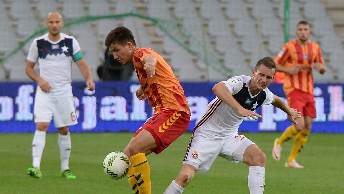 PAP/EPA / PAP/Piotr Polak / Mateusz Możdżeń (z lewej) i Krzysztof Mączyński (z prawej)