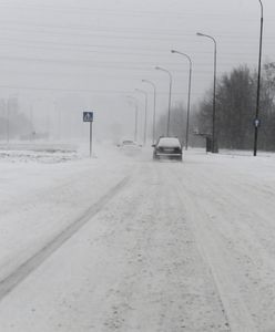 Śląsk. Ślisko, bez prądu i z utrudnieniami na kolei