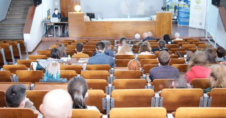 Wyższe czesne za semestr. Studenci mają dość