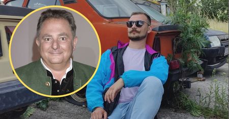 Podróżuje po świecie śladami Makłowicza. Odtwarza kadry z programu