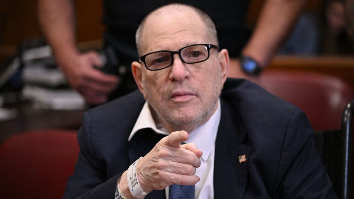 Harvey Weinstein Rape Re-Trial Continues In New York
NEW YORK, NEW YORK - APRIL 21: Former movie producer Harvey Weinstein appears for jury selection in his retrial in Manhattan Criminal Court on April 21, 2025 in New York City.  Disgraced Hollywood mogul Harvey Weinstein faces a retrial on rape and sex assault charges for which a previous 2017 conviction by a jury was overturned by an appeals court that ruled the way witnesses were handled was unlawful. (Photo by Curtis Means-Pool/Getty Images)
Pool
bestof, topix