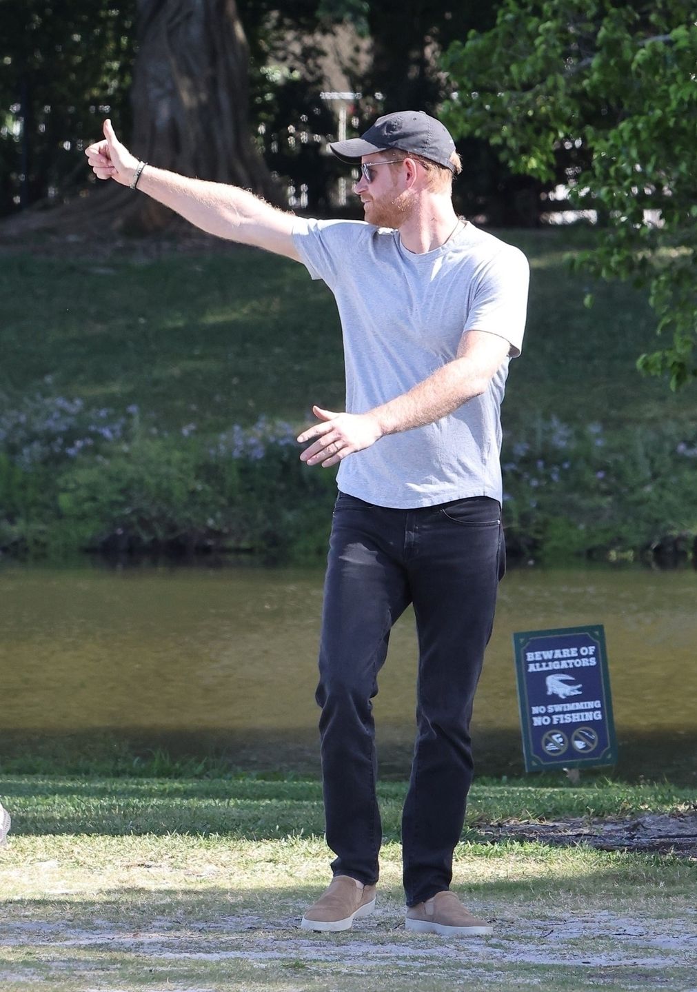 Meghan Markle i książę Harry "przyłapani" na planie zdjęciowym