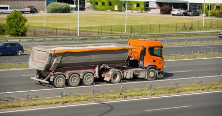 Autostrada A4. Wypadek przed bramkami pod Wrocławiem. Zderzyły się ciężarówki